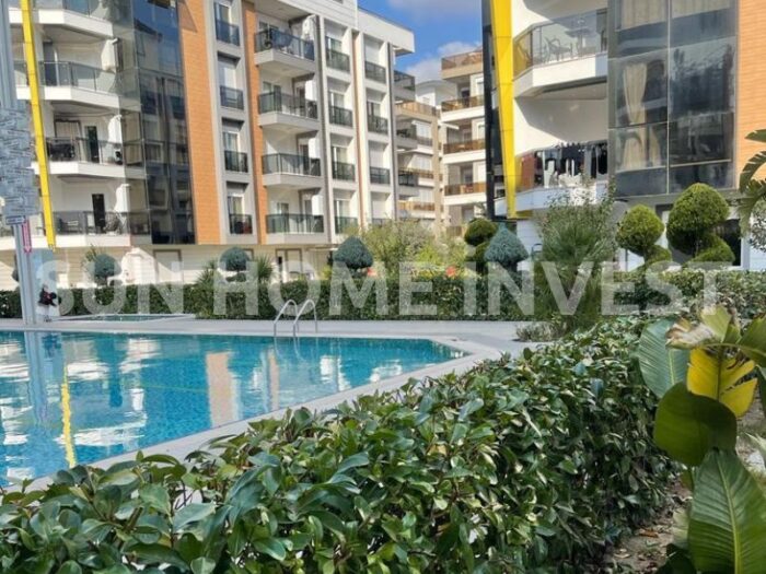 14 Antalya Konyaaltı Liman mahallesinde site içerisinde 2+1 satılık daire - Görsel 1