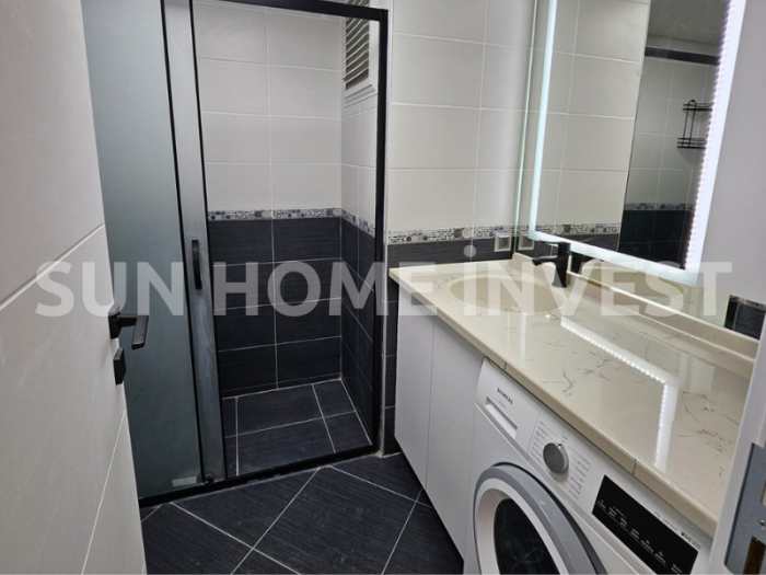 Antalya Konyaaltı Liman mahallesinde DENIZE 150m katta 1+1 satılık eşyalı daire — изображение 8